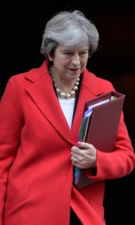 Theresa+May+Chancellor+Leaves+Downing+Street+iPElQT64J6Wl